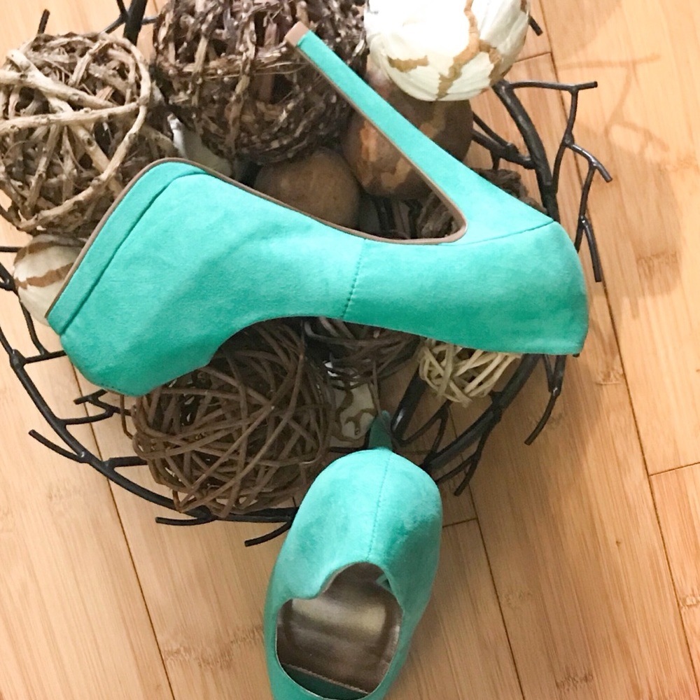 Women high heel - Picture 2 of 4